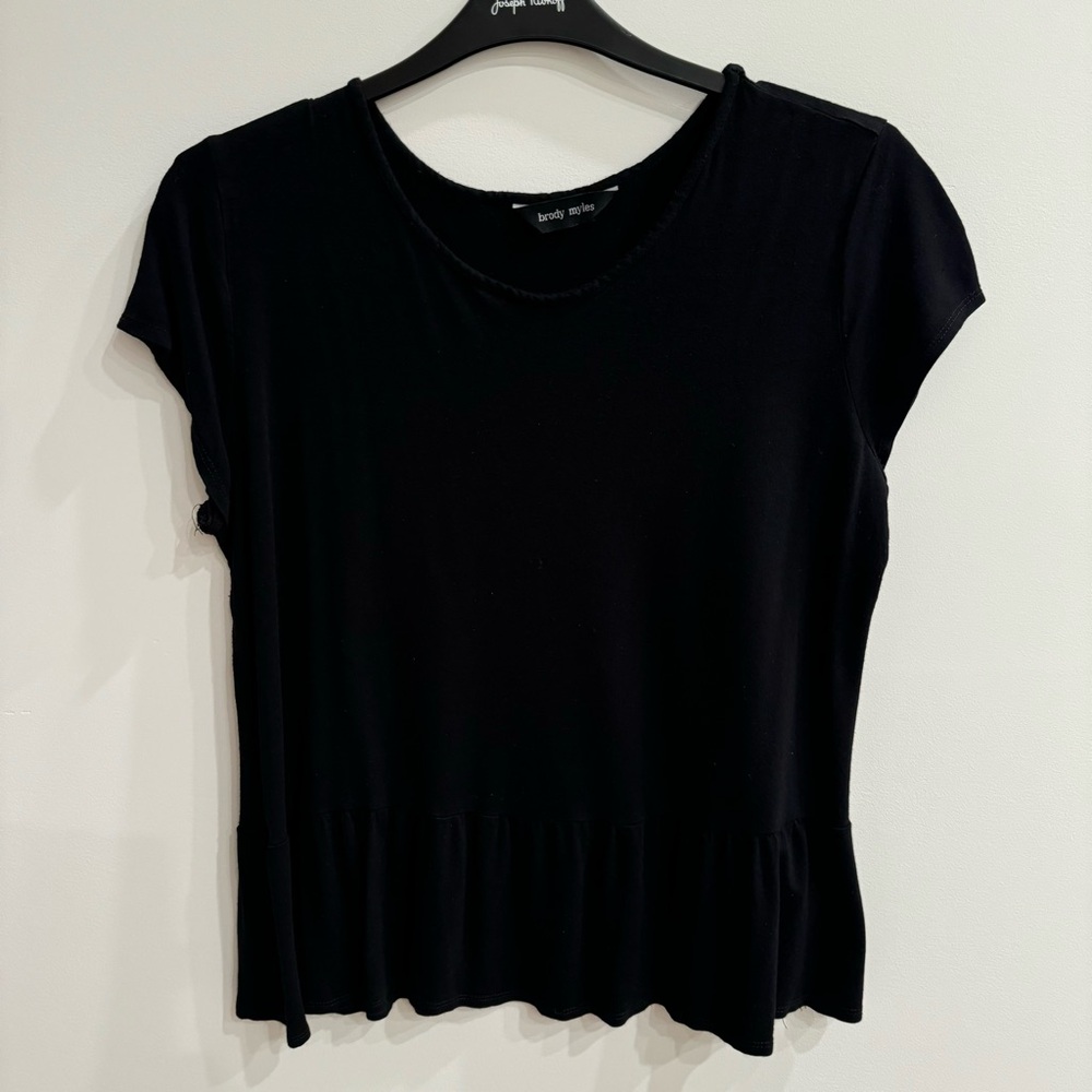 Brody Myles  Black Short Sleeve Top